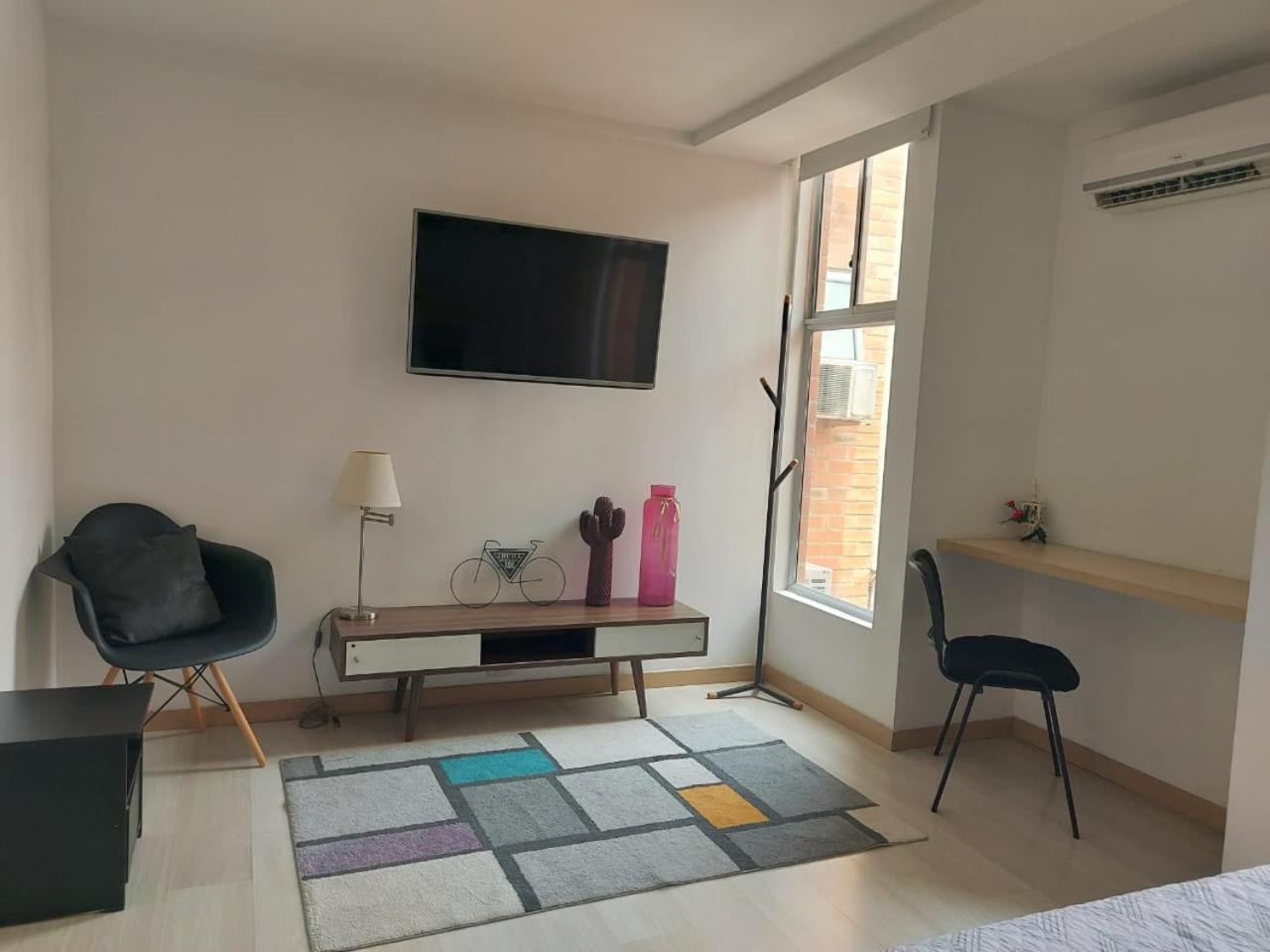 All Inclusive Suites 메딜린 외부 사진