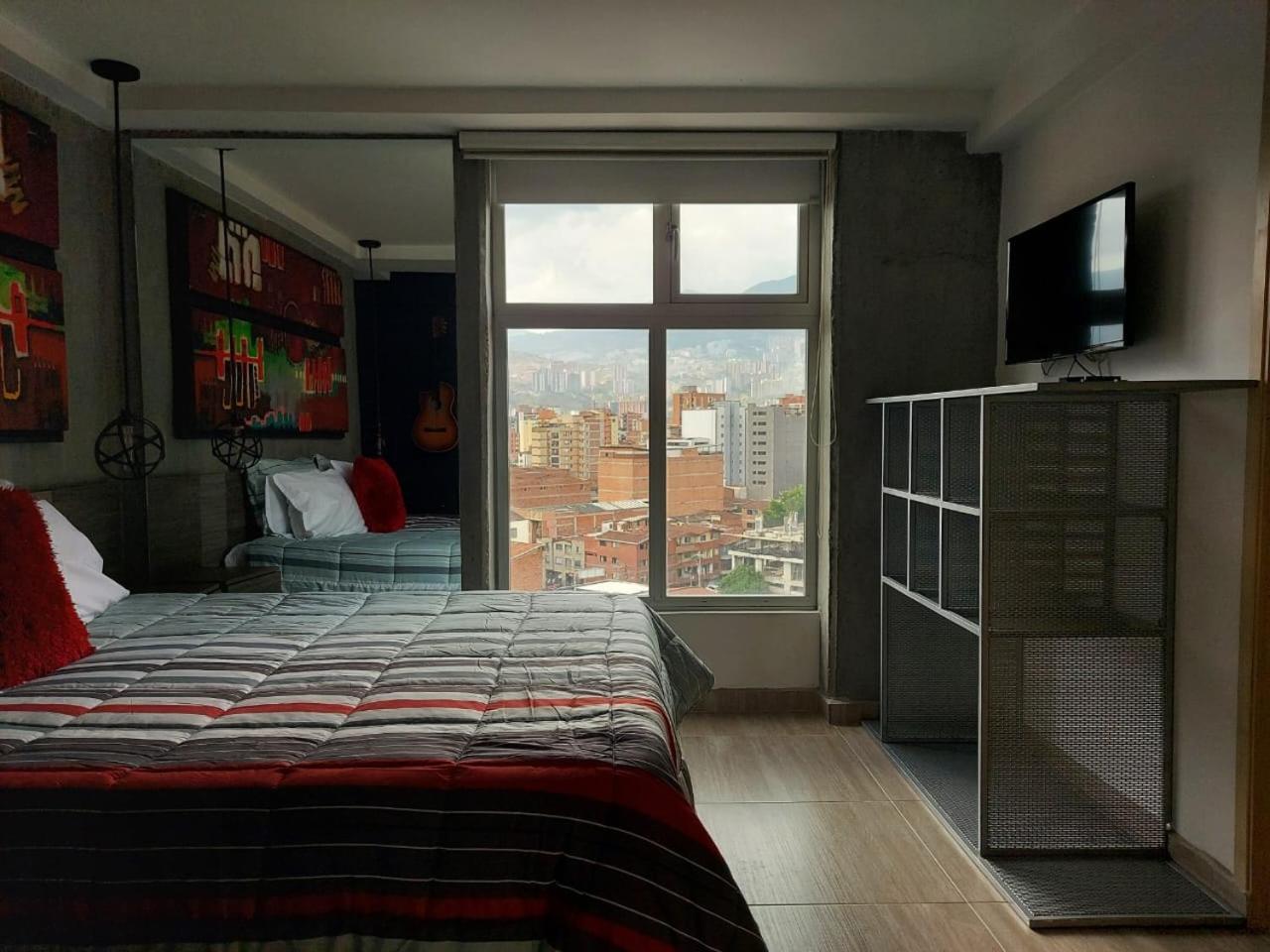 All Inclusive Suites 메딜린 외부 사진