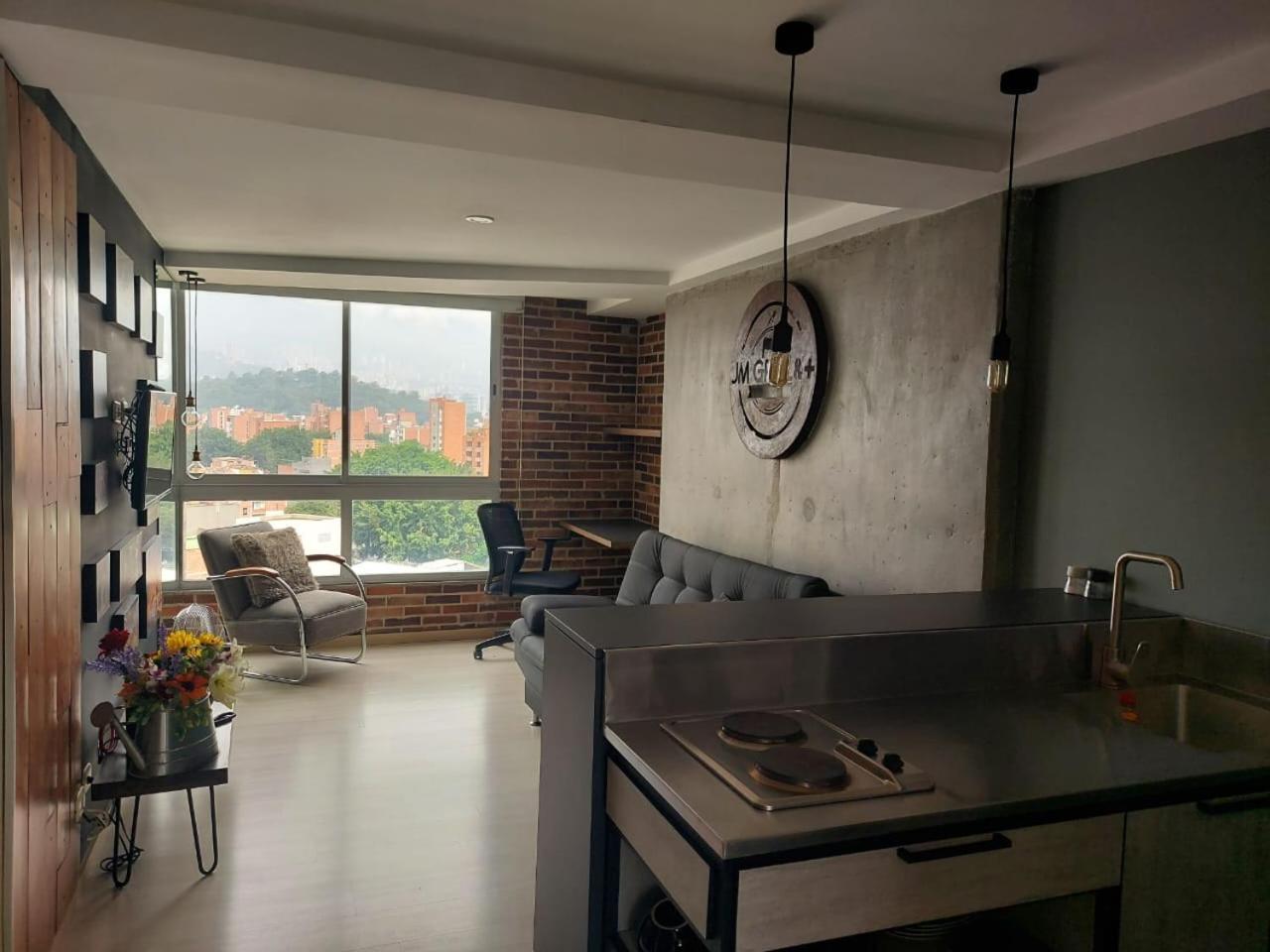 All Inclusive Suites 메딜린 외부 사진