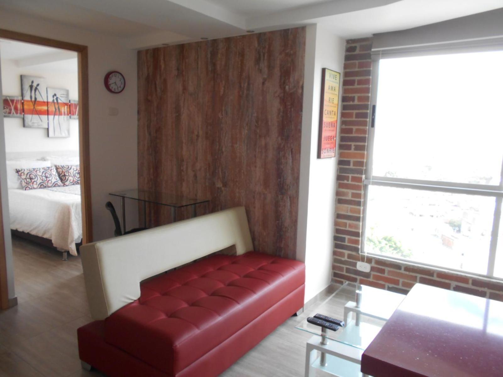 All Inclusive Suites 메딜린 외부 사진